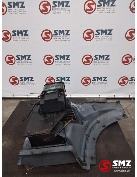 DAF Occ opstapbak rechts + vetsmering DAF XF95 1291173 - Cabine e interior para Camião: foto 2 DAF Occ opstapbak rechts + vetsmering DAF XF95 1291173 - Cabine e interior para Camião: foto 2