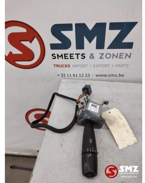 DAF Occ stuurkolomschakelaar DAF - Comutador de coluna de direção para Camião: foto 1 DAF Occ stuurkolomschakelaar DAF - Comutador de coluna de direção para Camião: foto 1