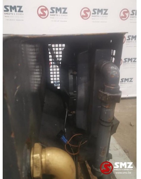 Diversen Occ Hydraulische tank met ventilator - Tanque hidráulico para Camião: foto 2 Diversen Occ Hydraulische tank met ventilator - Tanque hidráulico para Camião: foto 2