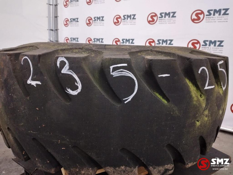 Firestone Occ bulldozerband Firestone 23.5-25 - Pneu para Camião: foto 1 Firestone Occ bulldozerband Firestone 23.5-25 - Pneu para Camião: foto 1