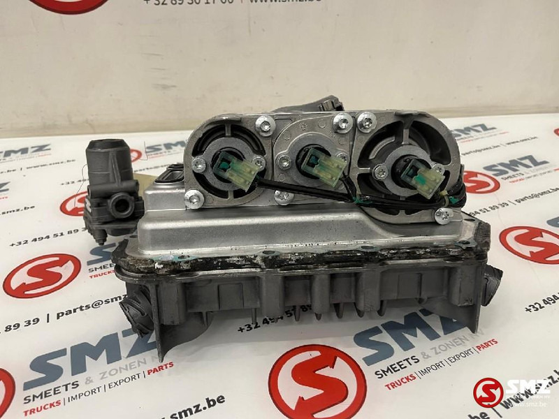 Iveco Occ ASTRONIC GEAR SELECTOR IVECO - Caixa de velocidade para Camião: foto 4 Iveco Occ ASTRONIC GEAR SELECTOR IVECO - Caixa de velocidade para Camião: foto 4