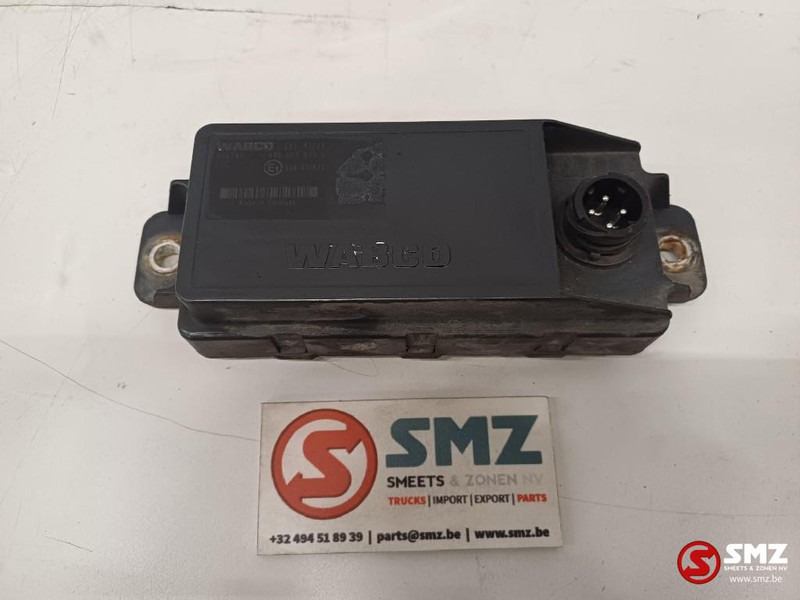 Iveco Occ ECU ESC regeleenheid Iveco - Centralina electrónica para Camião: foto 1 Iveco Occ ECU ESC regeleenheid Iveco - Centralina electrónica para Camião: foto 1
