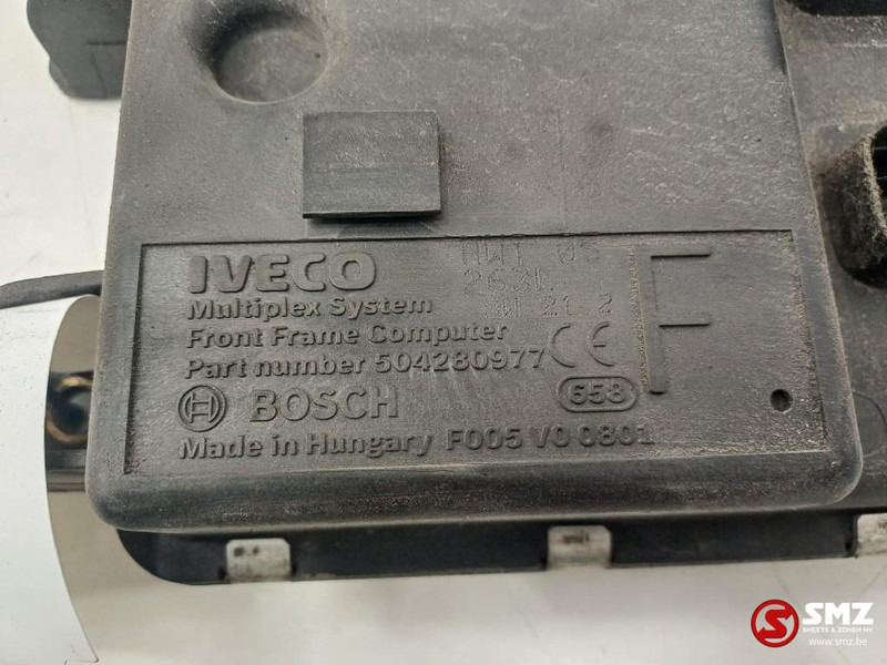 Iveco Occ ECU Front Frame Computer Iveco - Centralina electrónica para Camião: foto 3 Iveco Occ ECU Front Frame Computer Iveco - Centralina electrónica para Camião: foto 3