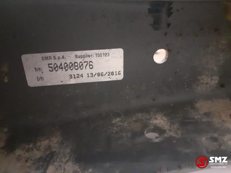 Iveco Occ cabineschokdemper + cabinesteun Iveco - Amortecedor para Camião: foto 4 Iveco Occ cabineschokdemper + cabinesteun Iveco - Amortecedor para Camião: foto 4