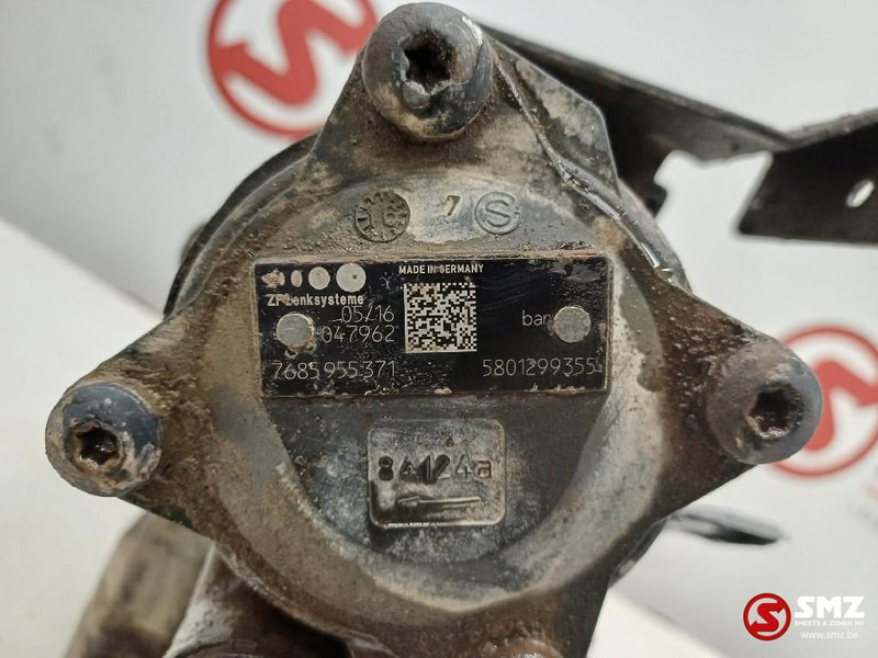 Iveco Occ luchtcompressor + stuurpomp F3GFE611 Iveco - Motor e peças para Camião: foto 5 Iveco Occ luchtcompressor + stuurpomp F3GFE611 Iveco - Motor e peças para Camião: foto 5