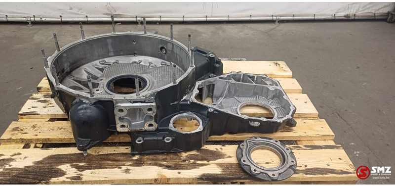 Iveco Occ vliegwielhuis F3AE3681 Cursor10 Iveco - Motor e peças para Camião: foto 2 Iveco Occ vliegwielhuis F3AE3681 Cursor10 Iveco - Motor e peças para Camião: foto 2