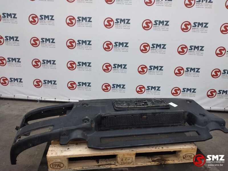 Iveco Occ voorbumper + bumper links Iveco Trakker 504221 - Para-choque para Camião: foto 1 Iveco Occ voorbumper + bumper links Iveco Trakker 504221 - Para-choque para Camião: foto 1