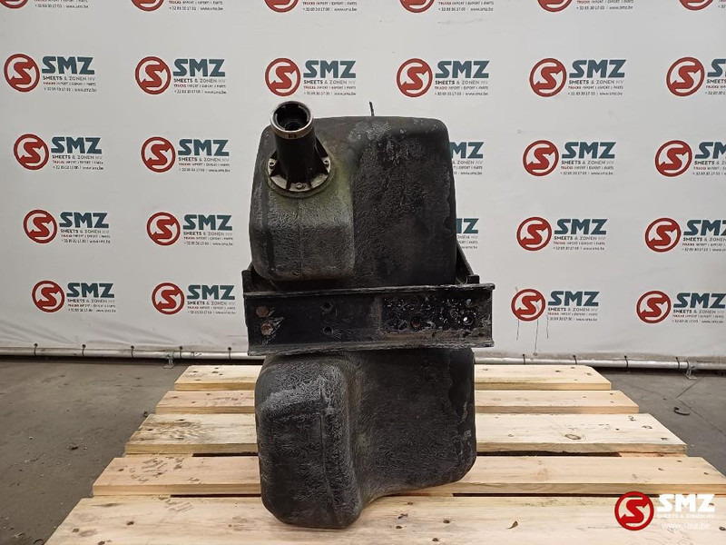 MAN Occ AdBlue tank MAN - Sistema de combustível para Camião: foto 1 MAN Occ AdBlue tank MAN - Sistema de combustível para Camião: foto 1