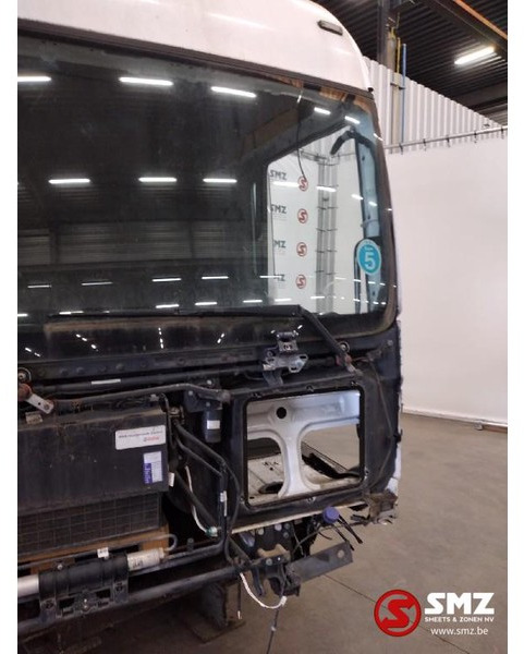 MAN Occ Cabine compleet MAN TGX euro 5 - Cabine e interior para Camião: foto 3 MAN Occ Cabine compleet MAN TGX euro 5 - Cabine e interior para Camião: foto 3