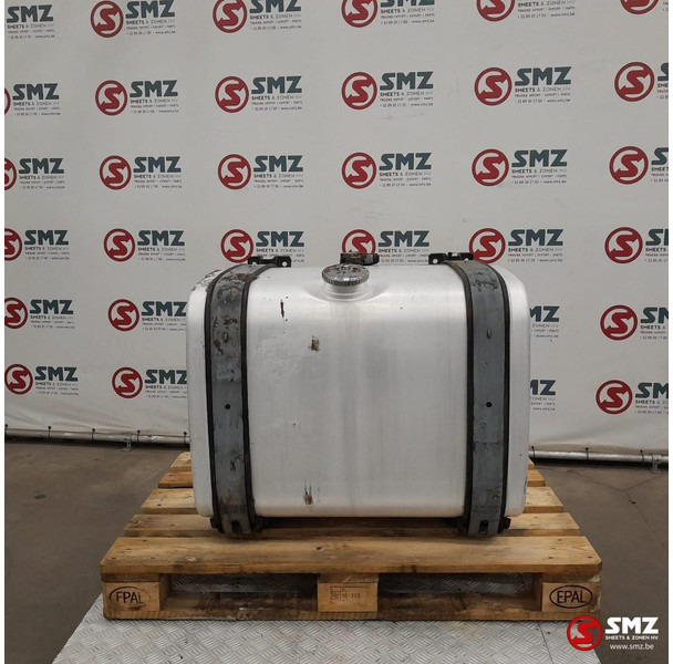 MAN Occ brandstoftank 330L + brandstofniveausensor + s - Tanque de combustível para Camião: foto 1 MAN Occ brandstoftank 330L + brandstofniveausensor + s - Tanque de combustível para Camião: foto 1