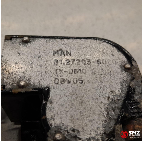 MAN Occ brandstoftank + brandstofniveusensor + steunen - Tanque de combustível para Camião: foto 5 MAN Occ brandstoftank + brandstofniveusensor + steunen - Tanque de combustível para Camião: foto 5