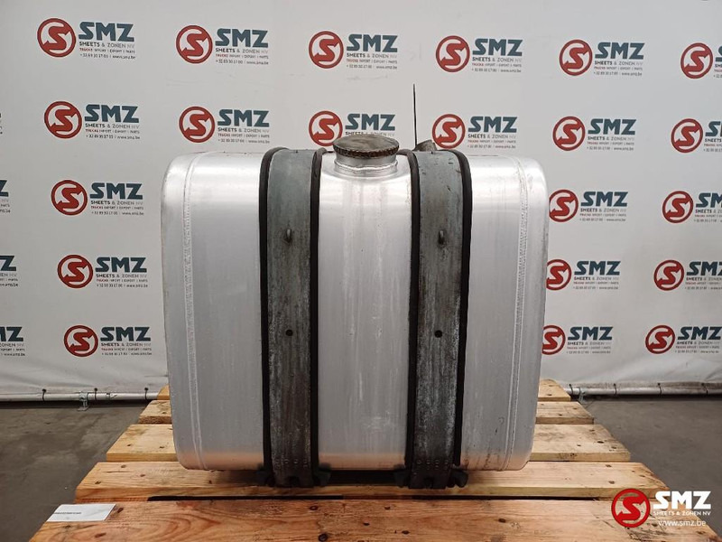 MAN Occ brandstoftank met steunen 250 L MAN - Tanque de combustível para Camião: foto 1 MAN Occ brandstoftank met steunen 250 L MAN - Tanque de combustível para Camião: foto 1