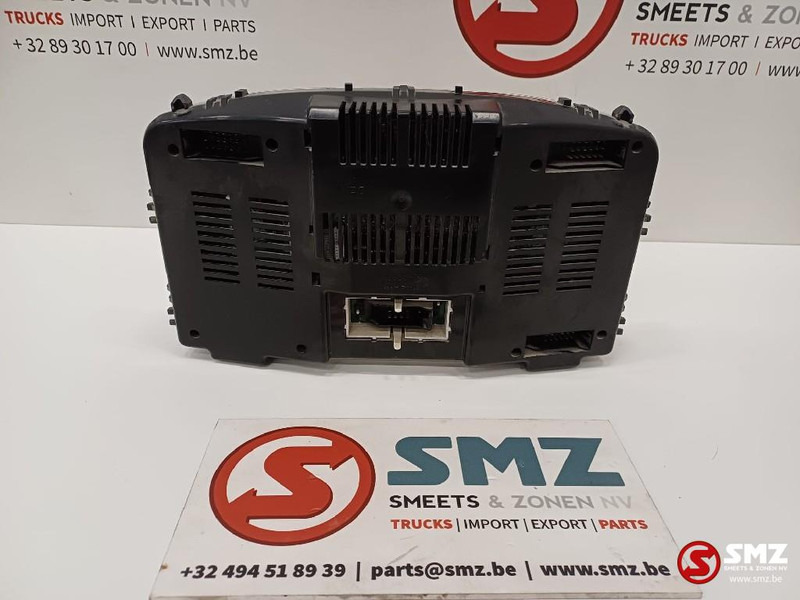 MAN Occ instrumentenpaneel MAN - Painel de instrumentos para Camião: foto 2 MAN Occ instrumentenpaneel MAN - Painel de instrumentos para Camião: foto 2