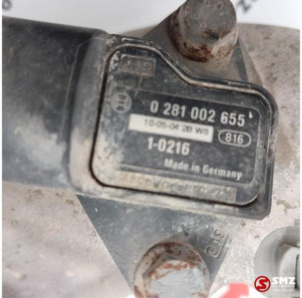 MAN Occ intercoolerspruitstuk + druksensor D2066 MAN - Intercooler para Camião: foto 3 MAN Occ intercoolerspruitstuk + druksensor D2066 MAN - Intercooler para Camião: foto 3