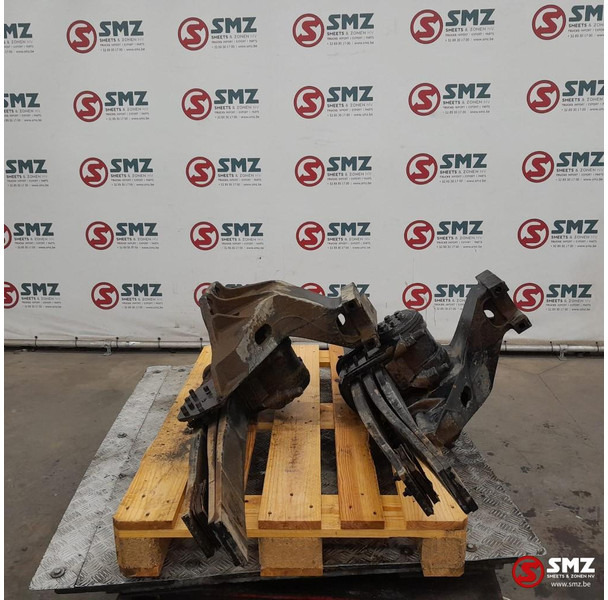 MAN Occ set bladveren + steunen achteras MAN - Suspensão de molas/ Suspensão de lâminas para Camião: foto 3 MAN Occ set bladveren + steunen achteras MAN - Suspensão de molas/ Suspensão de lâminas para Camião: foto 3