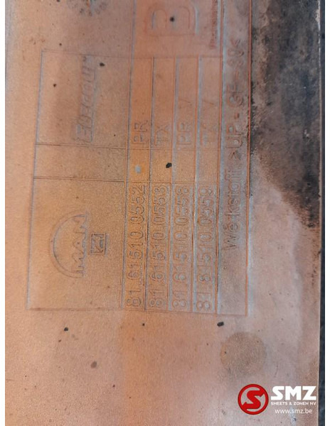 MAN Occ spatbordverlenging links MAN - Carroceria e exterior para Camião: foto 3 MAN Occ spatbordverlenging links MAN - Carroceria e exterior para Camião: foto 3