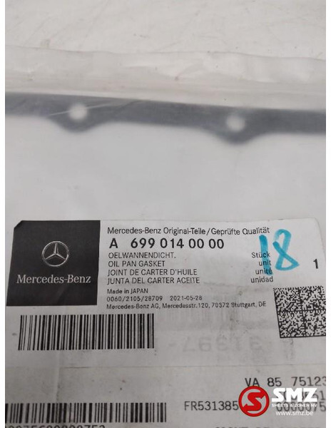 Mercedes-Benz Carterpanpakking mercedes a6990140000 - Cárter para Camião: foto 2 Mercedes-Benz Carterpanpakking mercedes a6990140000 - Cárter para Camião: foto 2