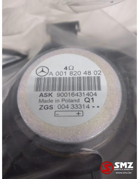 Mercedes-Benz Deurluidspreker lh=rh mercedes actros mp4 a0018204 - Porta e peças para Camião: foto 2 Mercedes-Benz Deurluidspreker lh=rh mercedes actros mp4 a0018204 - Porta e peças para Camião: foto 2