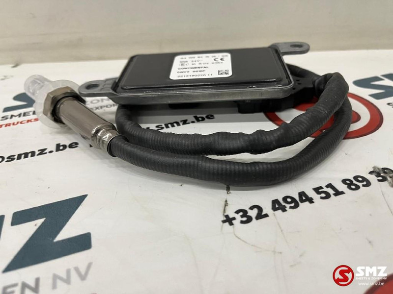 Mercedes-Benz Nox sensor voor katalysator mercedes - Sensor para Camião: foto 2 Mercedes-Benz Nox sensor voor katalysator mercedes - Sensor para Camião: foto 2