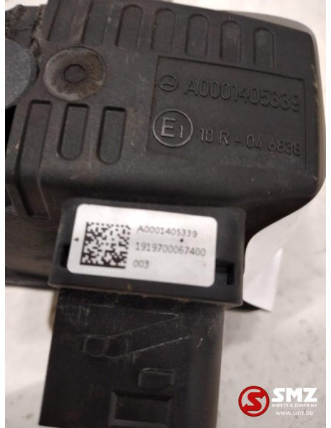 Mercedes-Benz Occ AdBluepomp Mercedes Actros MP4 A0001405339 - Sistema de combustível para Camião: foto 3 Mercedes-Benz Occ AdBluepomp Mercedes Actros MP4 A0001405339 - Sistema de combustível para Camião: foto 3