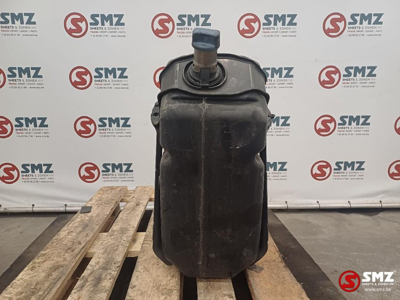 Mercedes-Benz Occ AdBluetank Mercedes - Sistema de combustível para Camião: foto 1 Mercedes-Benz Occ AdBluetank Mercedes - Sistema de combustível para Camião: foto 1