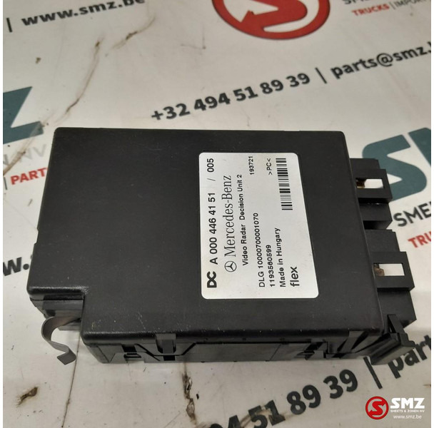 Mercedes-Benz Occ ECU Video Radar Desicion Unit regeleenheid Mer - Centralina electrónica para Camião: foto 2 Mercedes-Benz Occ ECU Video Radar Desicion Unit regeleenheid Mer - Centralina electrónica para Camião: foto 2