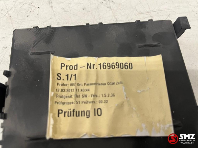 Mercedes-Benz Occ ECU ZGS regeleenheid Mercedes - Centralina electrónica para Camião: foto 2 Mercedes-Benz Occ ECU ZGS regeleenheid Mercedes - Centralina electrónica para Camião: foto 2