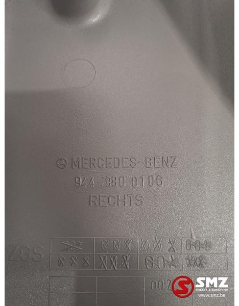 Mercedes-Benz Occ Spatbord mercedes axor rechts - Para-lama para Camião: foto 2 Mercedes-Benz Occ Spatbord mercedes axor rechts - Para-lama para Camião: foto 2