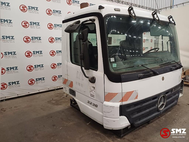 Mercedes-Benz Occ cabine compleet Mercedes Actros MP2 - Cabine e interior para Camião: foto 4 Mercedes-Benz Occ cabine compleet Mercedes Actros MP2 - Cabine e interior para Camião: foto 4