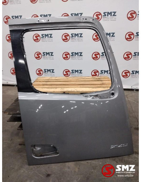 Mercedes-Benz Occ deur rechts Mercedes Arocs 2148 - Porta e peças para Camião: foto 1 Mercedes-Benz Occ deur rechts Mercedes Arocs 2148 - Porta e peças para Camião: foto 1