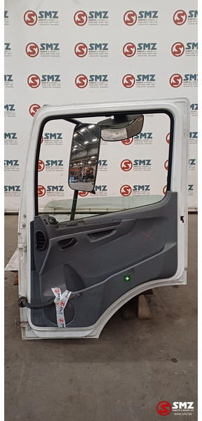 Mercedes-Benz Occ deur rechts Mercedes - Porta e peças para Camião: foto 2 Mercedes-Benz Occ deur rechts Mercedes - Porta e peças para Camião: foto 2