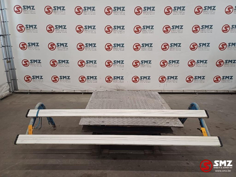 Mercedes-Benz Occ fietsenvanger Mercedes - Estrutura/ Châssis para Camião: foto 1 Mercedes-Benz Occ fietsenvanger Mercedes - Estrutura/ Châssis para Camião: foto 1