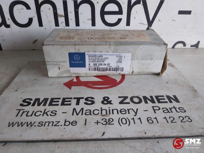 Mercedes-Benz Occ hoofdcilinder koppeling - Cilindro de embreagem para Camião: foto 2 Mercedes-Benz Occ hoofdcilinder koppeling - Cilindro de embreagem para Camião: foto 2