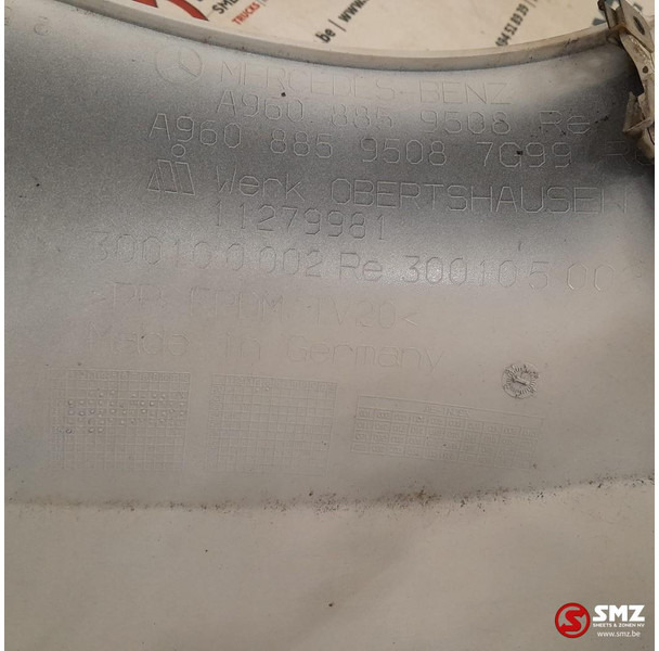 Mercedes-Benz Occ koplampkap rechts Mercedes - Farol dianteira para Camião: foto 3 Mercedes-Benz Occ koplampkap rechts Mercedes - Farol dianteira para Camião: foto 3