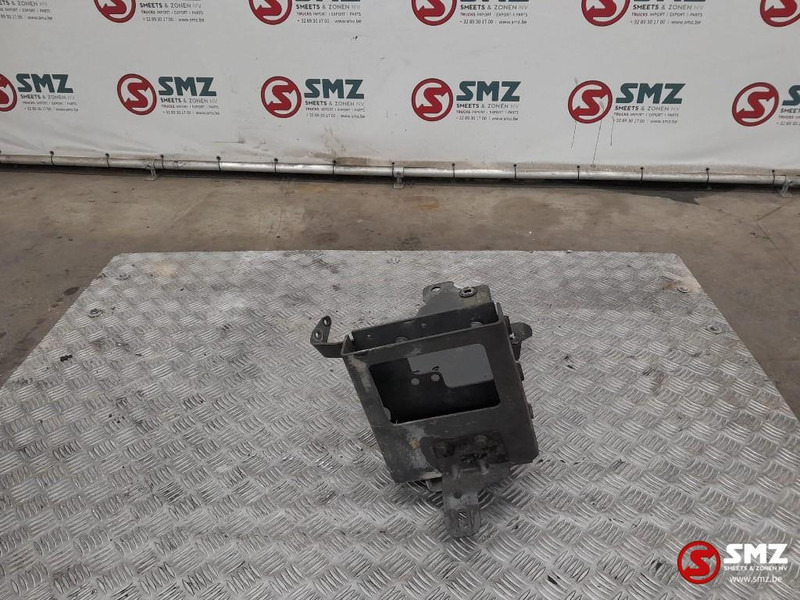 Mercedes-Benz Occ onderste tredebeugel links Mercedes - Estrutura/ Châssis para Camião: foto 4 Mercedes-Benz Occ onderste tredebeugel links Mercedes - Estrutura/ Châssis para Camião: foto 4