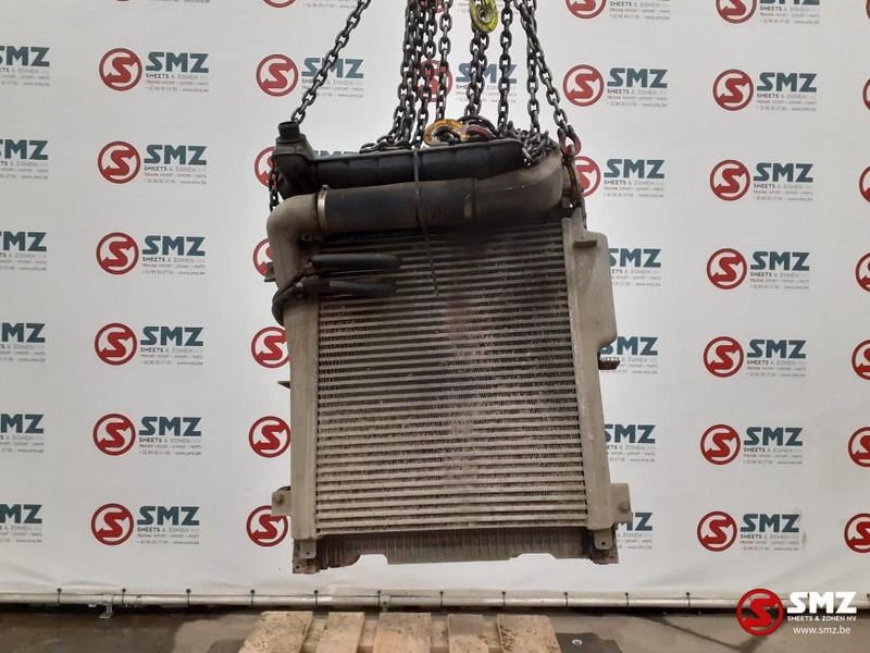 Mercedes-Benz Occ radiator + intercooler + koelvloeistoftank Mer - Radiador para Camião: foto 4 Mercedes-Benz Occ radiator + intercooler + koelvloeistoftank Mer - Radiador para Camião: foto 4