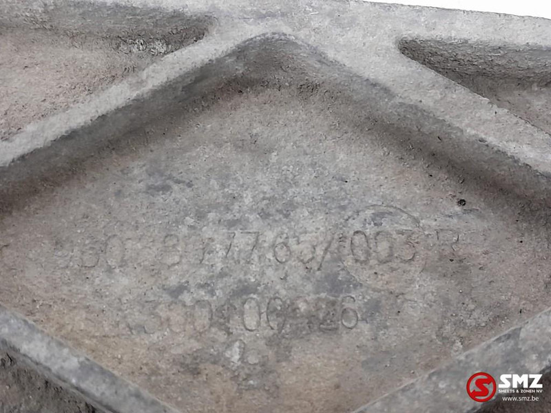 Mercedes-Benz Occ set koplampsteunen L/R Mercedes - Farol dianteira para Camião: foto 5 Mercedes-Benz Occ set koplampsteunen L/R Mercedes - Farol dianteira para Camião: foto 5