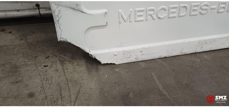 Mercedes-Benz Occ set sideskirts links + rechts Mercedes SK - Estrutura/ Châssis para Camião: foto 5 Mercedes-Benz Occ set sideskirts links + rechts Mercedes SK - Estrutura/ Châssis para Camião: foto 5