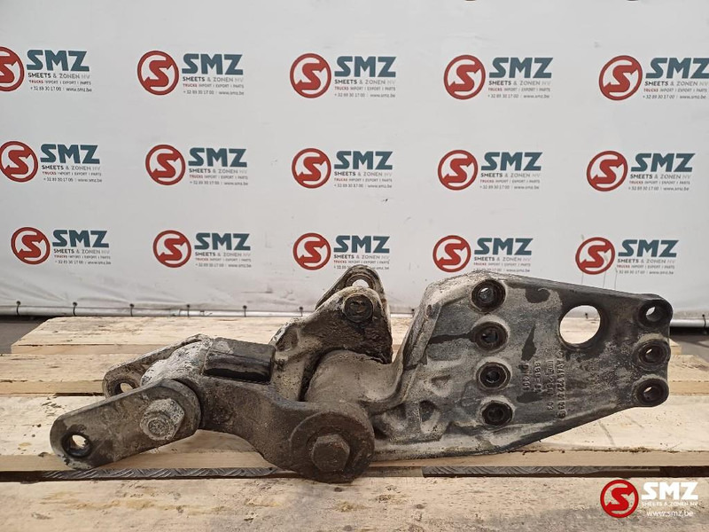 Mercedes-Benz Occ veerbeugel linksachter Mercedes - Estrutura/ Châssis para Camião: foto 2 Mercedes-Benz Occ veerbeugel linksachter Mercedes - Estrutura/ Châssis para Camião: foto 2