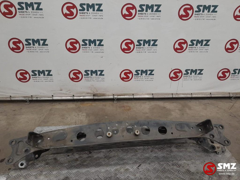 Mercedes-Benz Occ voorbumperbalk Mercedes - Para-choque para Camião: foto 2 Mercedes-Benz Occ voorbumperbalk Mercedes - Para-choque para Camião: foto 2