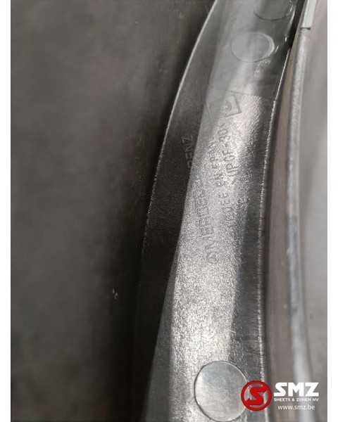 Mercedes-Benz Opstapbak boven links Axor - Estribo para Camião: foto 2 Mercedes-Benz Opstapbak boven links Axor - Estribo para Camião: foto 2