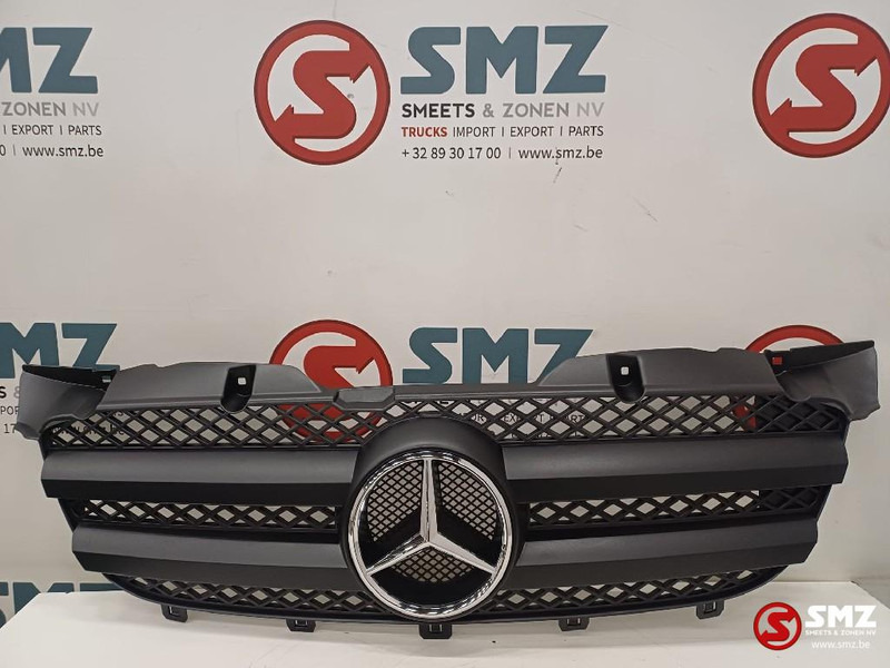 Mercedes-Benz Radiator grille mercedes - Grade radiador para Camião: foto 1 Mercedes-Benz Radiator grille mercedes - Grade radiador para Camião: foto 1