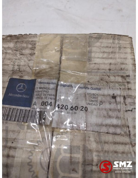 Mercedes-Benz Remblokken mercedes 0044206020 - Pastilhas de freio para Camião: foto 5 Mercedes-Benz Remblokken mercedes 0044206020 - Pastilhas de freio para Camião: foto 5