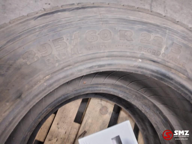 Michelin Occ Band 295/60r22.5 Michelin - Pneu para Camião: foto 2 Michelin Occ Band 295/60r22.5 Michelin - Pneu para Camião: foto 2