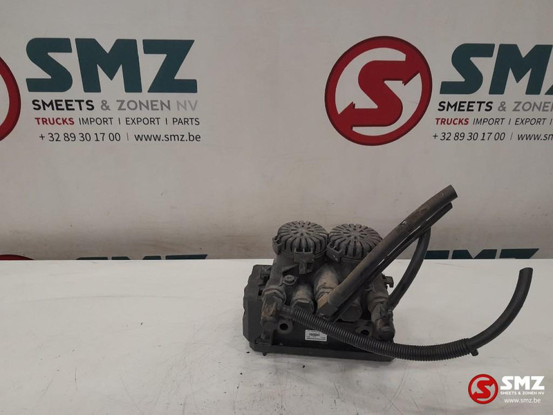 Mercedes-Benz Occ EBS achterasmodulator Mercedes - Peça de reposição para Camião: foto 2 Mercedes-Benz Occ EBS achterasmodulator Mercedes - Peça de reposição para Camião: foto 2