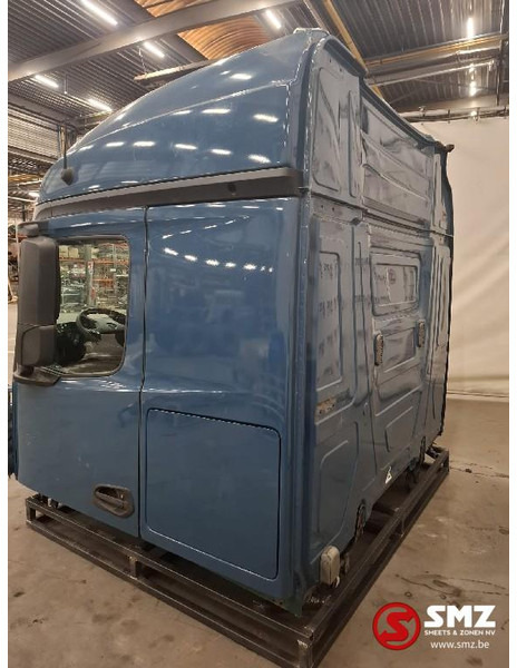 Mercedes-Benz Occ cabine Mercedes Actros MP4 - Peça de reposição para Camião: foto 3 Mercedes-Benz Occ cabine Mercedes Actros MP4 - Peça de reposição para Camião: foto 3