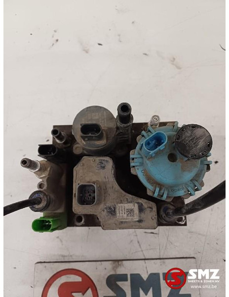 Renault Occ AdBluepomp Renault - Sistema de combustível para Camião: foto 5 Renault Occ AdBluepomp Renault - Sistema de combustível para Camião: foto 5