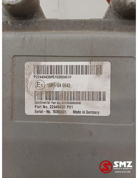Renault Occ ECU AdBlue regeleenheid Renault - Centralina electrónica para Camião: foto 3 Renault Occ ECU AdBlue regeleenheid Renault - Centralina electrónica para Camião: foto 3