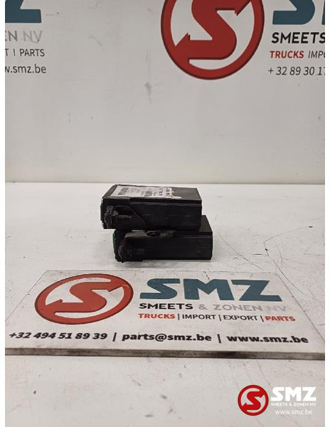Renault Occ ECU FMS + versnellingskiezer regeleenheid Rena - Centralina electrónica para Camião: foto 4 Renault Occ ECU FMS + versnellingskiezer regeleenheid Rena - Centralina electrónica para Camião: foto 4