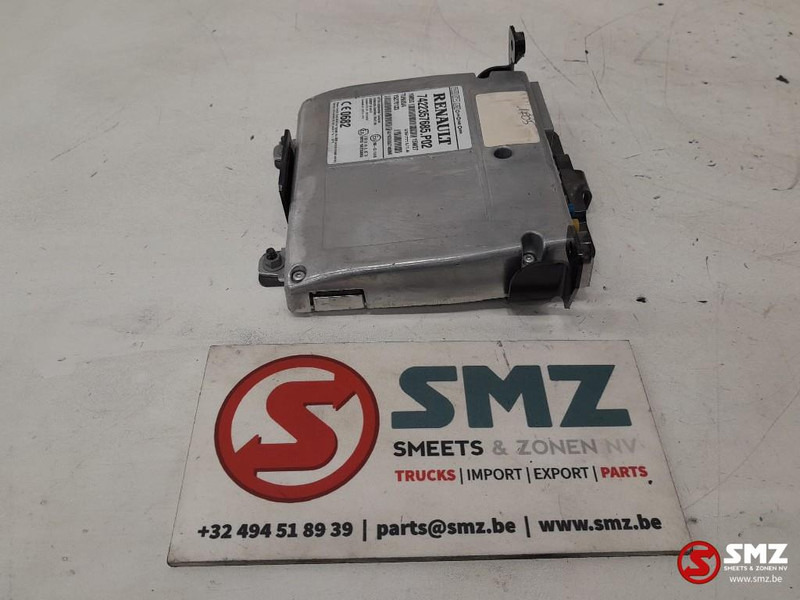 Renault Occ ECU Telematic Gateway regeleenheid Renault - Centralina electrónica para Camião: foto 4 Renault Occ ECU Telematic Gateway regeleenheid Renault - Centralina electrónica para Camião: foto 4